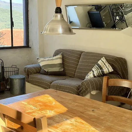Apartment Host4u - Cozy Retreat In Trincheri, Relais Oliva *